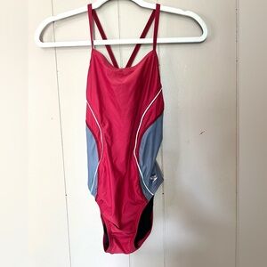 Speedo Revolve Swimsuit Sz 8